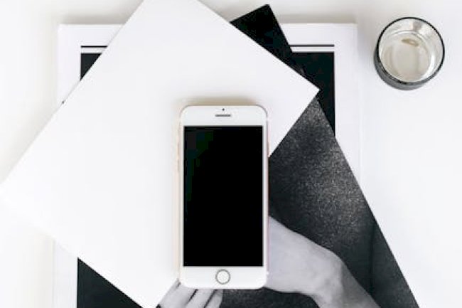 Top Netflix Films Based on Books 2025