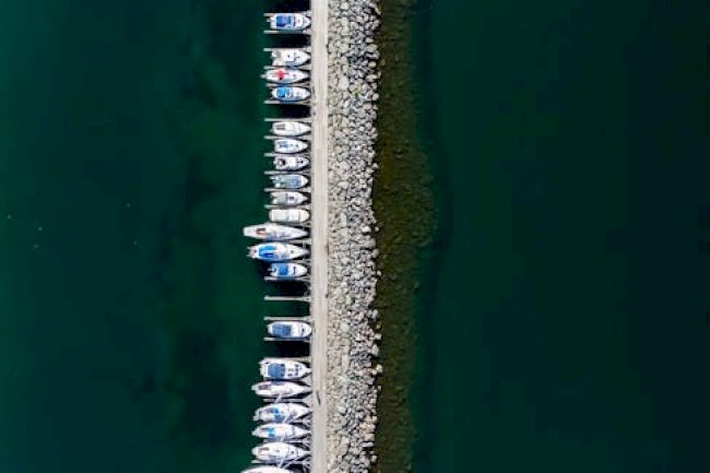 Top Netflix Dramas Right Now 2025