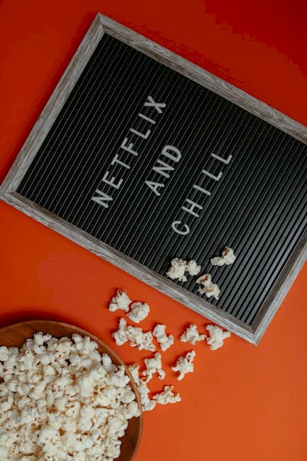 Top Movies for Netflix Chill Night 2025